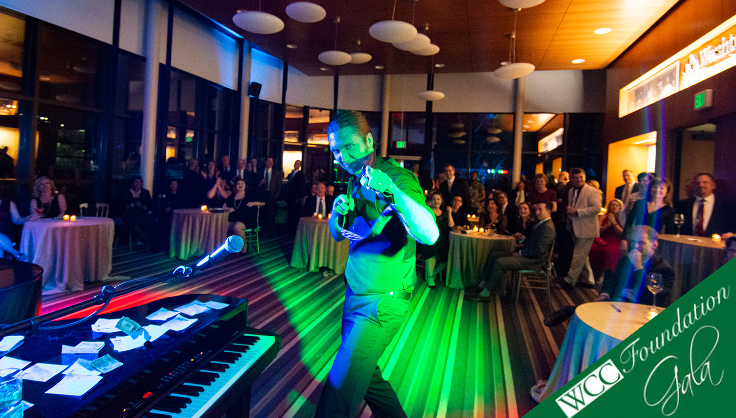 Gala dueling pianos