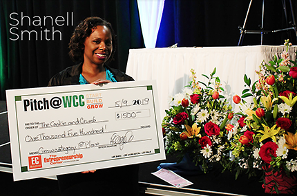 Shanell Smith with winning check